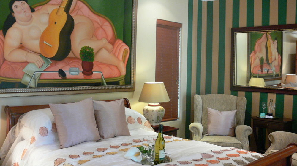 Bohemian Guesthouse - Претория Екстериор снимка