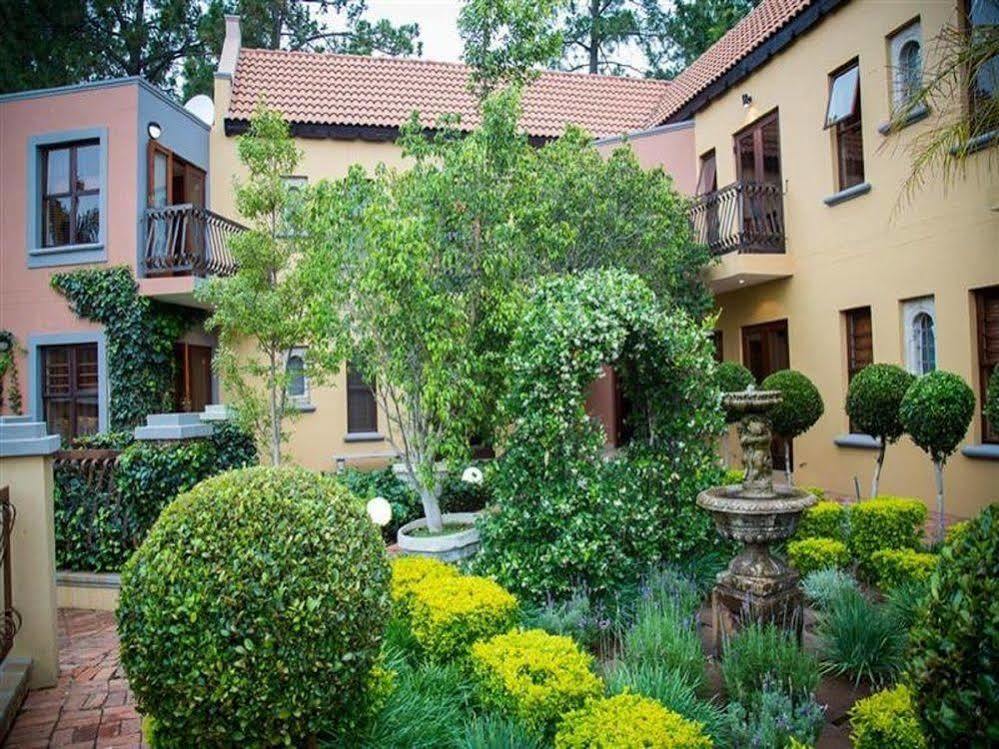 Bohemian Guesthouse - Претория Екстериор снимка